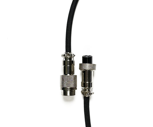 Cable negro en espiral para teclado mecánico